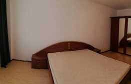 Apartament 3 camere, pet frendly, zona pietonala din Racadau