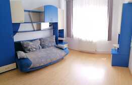 Apartament 3 camere, pet frendly, zona pietonala din Racadau