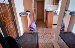 Apartament cu 2 camere decomandate, etaj intermediar, zona Calvaria