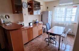 Apartament cu 2 camere decomandate, etaj intermediar, zona Calvaria