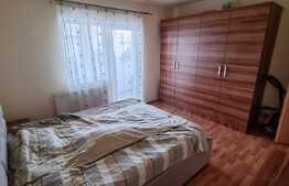 Apartament cu 2 camere decomandate, etaj intermediar, zona Calvaria