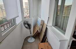 Apartament cu 2 camere decomandate, etaj intermediar, zona Calvaria