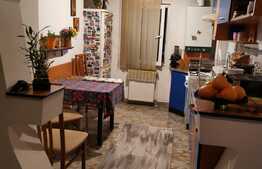 Apartament cu 4 camere, decomandat, etaj intermediar, zona Minerva 