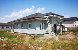 Casa plan parter in Harman, teren 600 mp