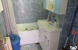 2 camere, 44 mp, decomandat, A.C, boxa la subsol, zona strazii Campului!