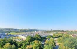 Apartament cu 2 camere, priveliste superba, etaj intermediar, terasa 45m ! Zona Vivo!