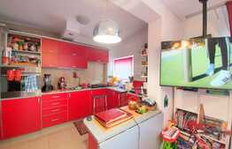 Apartament cu 2 camere, priveliste superba, etaj intermediar, terasa 45m ! Zona Vivo!