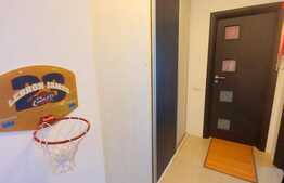 Apartament cu 2 camere, priveliste superba, etaj intermediar, terasa 45m ! Zona Vivo!