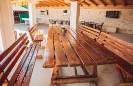 Proprietate/pensiune deosebita, la 15 minute de oras,  cu potential urias de business