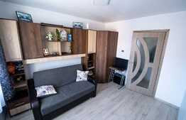 Apartament 3 camere, decomandat, loc de parcare, zona Bartolomeu