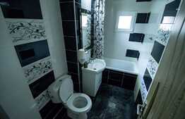 Apartament 3 camere, decomandat, loc de parcare, zona Bartolomeu