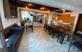 Restaurant si pensiune, 800 mp teren, 20 parcari, Floresti!