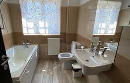 Restaurant si pensiune, 800 mp teren, 20 parcari, Floresti!