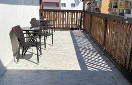 Restaurant si pensiune, 800 mp teren, 20 parcari, Floresti!