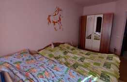 2 camere, decomandat, 55 mp., zona Florilor