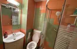 Apartament de 3 camere, decomandat, 70 mp, parcare, zona Calea Floresti