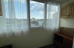 Apartament de 3 camere, decomandat, 70 mp, parcare, zona Calea Floresti