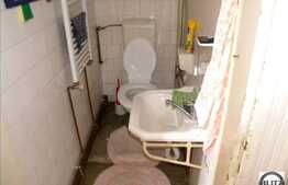 Vanzare apartament cu 3 camere + terasa 10 mp + cota parte pod