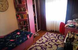 Apartament de 3 camere, decomandat, 65 mp, zona Tractorul 