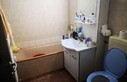 Apartament de 3 camere, decomandat, 65 mp, zona Tractorul 