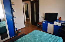 Apartament de 3 camere, decomandat, 65 mp, zona Tractorul 