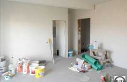 1 camera de vanzare, 44 mp utili , cu loc de parcare