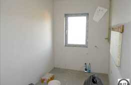 1 camera de vanzare, 44 mp utili , cu loc de parcare