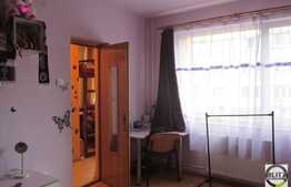 3 camere, decomandat, 72 mp, zona strazii Gruia