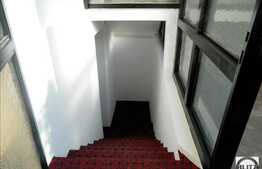 2 camere, demisol, 64 mp utili, zona Traian, recent renovat, cu boxa la subsol