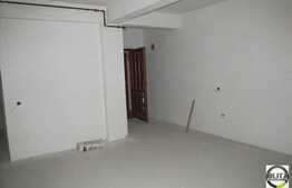 1 camera de vanzare, 50 mp, zona sensul giratoriu, semifinisat!