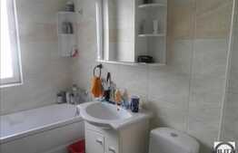 Vanzare 2 camere, 51 mp, GRADINA de 38 mp, zona Porii! Parcare cu CF!