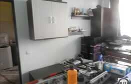 Vanzare 2 camere, 51 mp, GRADINA de 38 mp, zona Porii! Parcare cu CF!