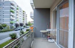 Apartament 3 camere, zona Avangarden Tractorul