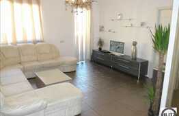 Vanzare 2 camere, 65 mp plus 13 mp balcon, in zona TERRA