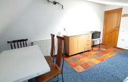 Garsoniera amplasata la mansarda unei vile, 26 mp, zona Cinema Marasti