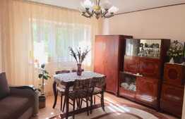 Apartament 2 camere decomandate, etaj intermediar, zona linistita cu spatii verzi