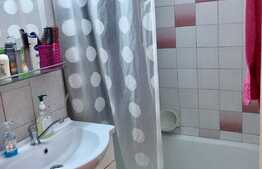 Apartament 2 camere decomandate, etaj intermediar, zona linistita cu spatii verzi