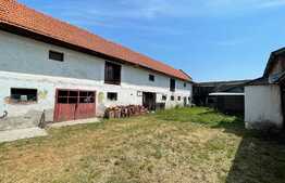 Casă Săseasca, 5 camere, teren de 2500 mp, în Centrul Prejmerului!