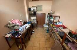 Casă Săseasca, 5 camere, teren de 2500 mp, în Centrul Prejmerului!