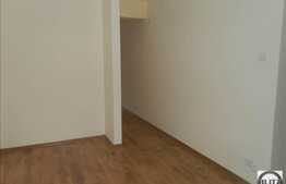 Apartament cu 1 camera, 40 mp, etajul 1, zona Porii! Cu parcare!