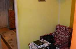 Vanzare apartament 3 camere, 54 mp utili, zona Mehedinti, cu boxa