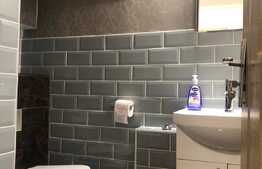 Apartament ultrafinisat de 3 camere, in Plopilor