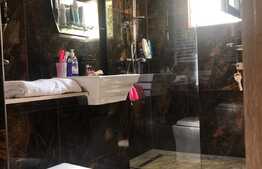 Apartament ultrafinisat de 3 camere, in Plopilor