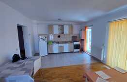  Pret avantajos! Apartament 2 camere, parcare zona strazii Eroilor!