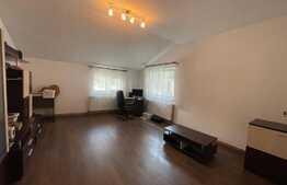 Apartament de 3 camere, decomandat, 70 mp, parcare, zona Piata Cipariu