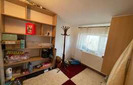 Apartament de 3 camere, decomandat, 70 mp, parcare, zona Piata Cipariu