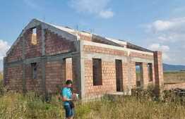 Casa individuala in cartier Izvor, 4 camere!