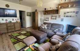 Apartament 3 camere, 60 mp, zona Sub Cetate, parcare inclusa!