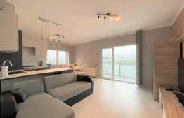 Apartament modern, 3 camere, 2 balcoane, 2 bai, parcare, zona Donath Park