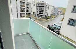 Apartament modern, 3 camere, 2 balcoane, 2 bai, parcare, zona Donath Park